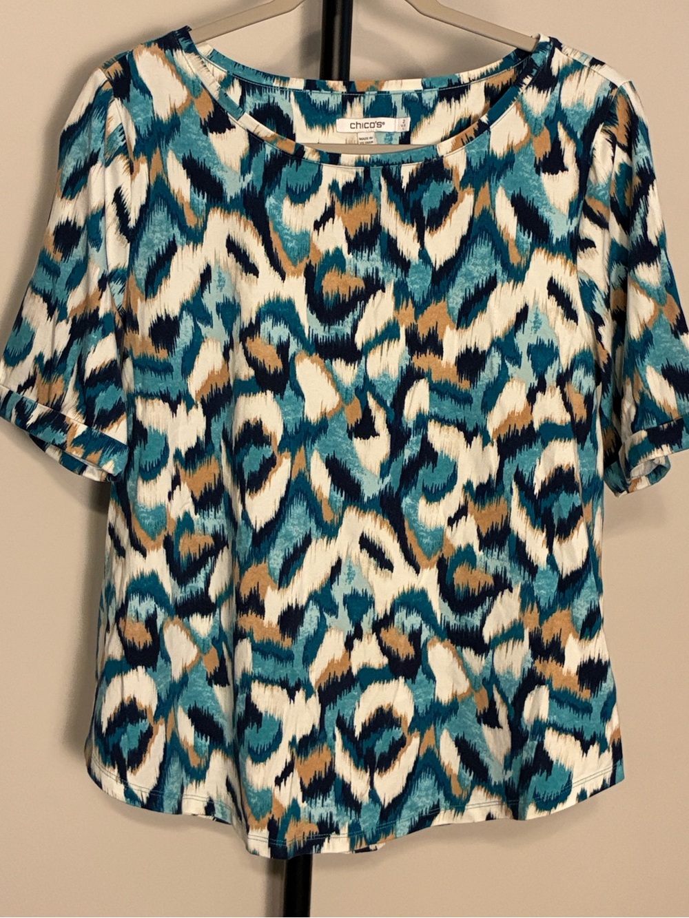 Chico's Blue White Tan Short-Sleeve Abstract Floral Printed Tee Shirt 2 / Large